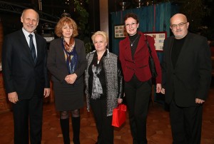 Посланикът на Австрия Герхард Райвегер, столичния кмет г-жа Йорданка Фандъкова, Алена, Мария и Румен Нейкови