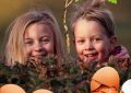 Жесток ритуал: Посади дърво, изяж яйце, раздели близнаци